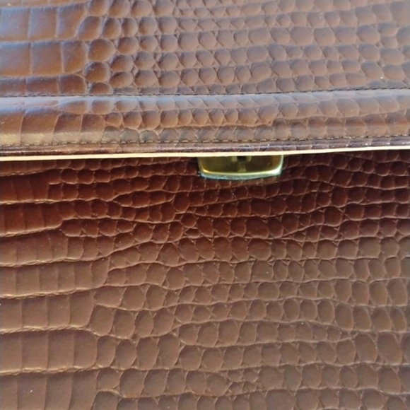 Vintage Classic Bag by Camel, Cognac Brown Faux Alligator Skin Finish - Picture 10 of 12